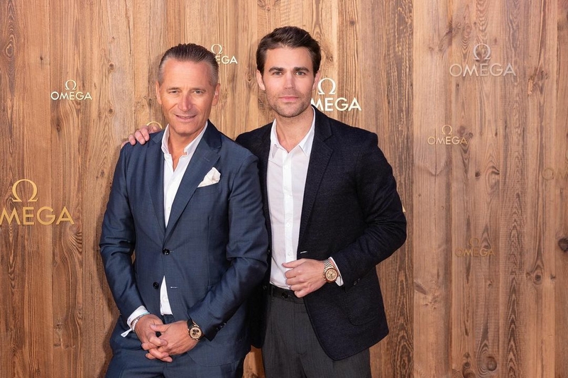 Компания какая: Нина Добрев с парнем, Пол Уэсли и Джордж Клуни на презентации часов в Альпах